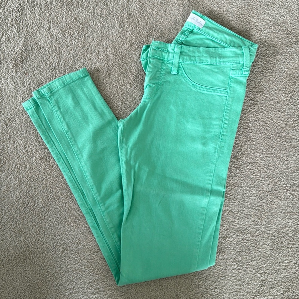 Gabriella Rocha jeans
